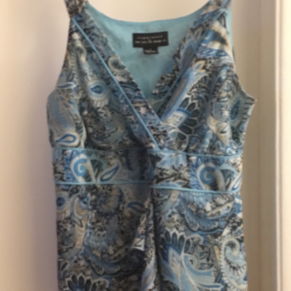 Separated by New York Flowy tank top - L